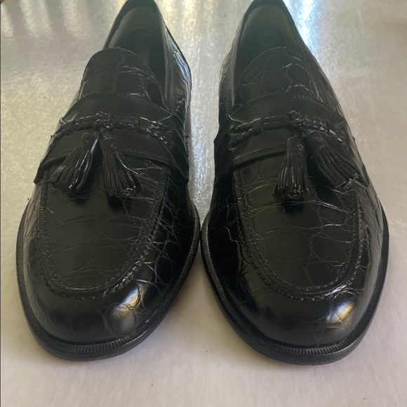 JOHNSTON & MURPHY Men's Black Tassel Loafers Size 10.5 M. Made in Italy - Picture 1 of 11